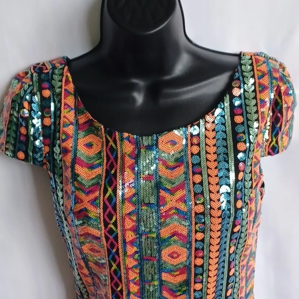 Mittoshop Multicolored sequin mini dress with open back & Matching Bag, Sz S